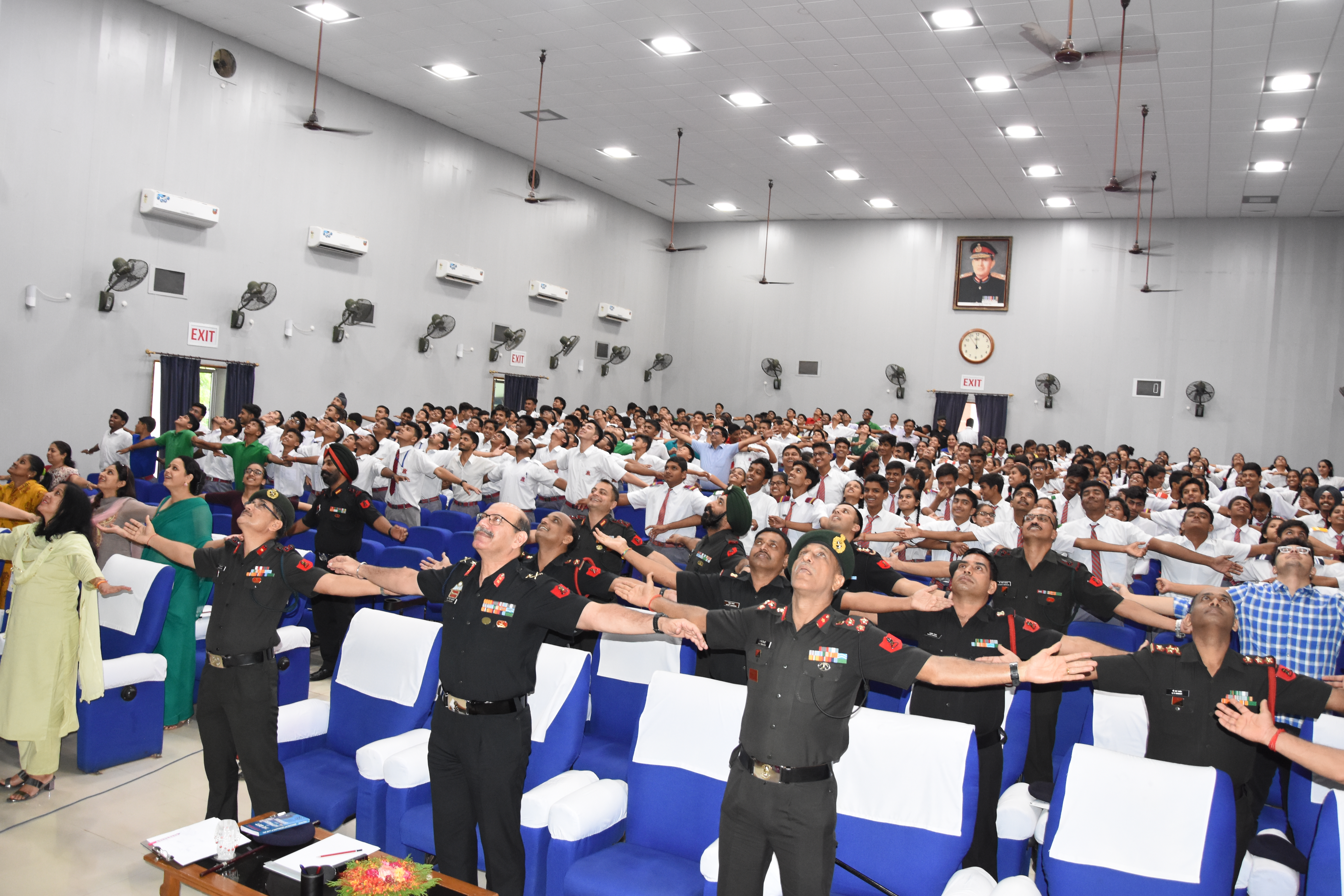 Naseer Khan with Indian Army senior officers